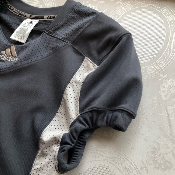 Adidas Men’s Size S Tech-Fit Hyped Football Mesh Shirt Gray/White Jersey Elastic - Picture 6 of 16